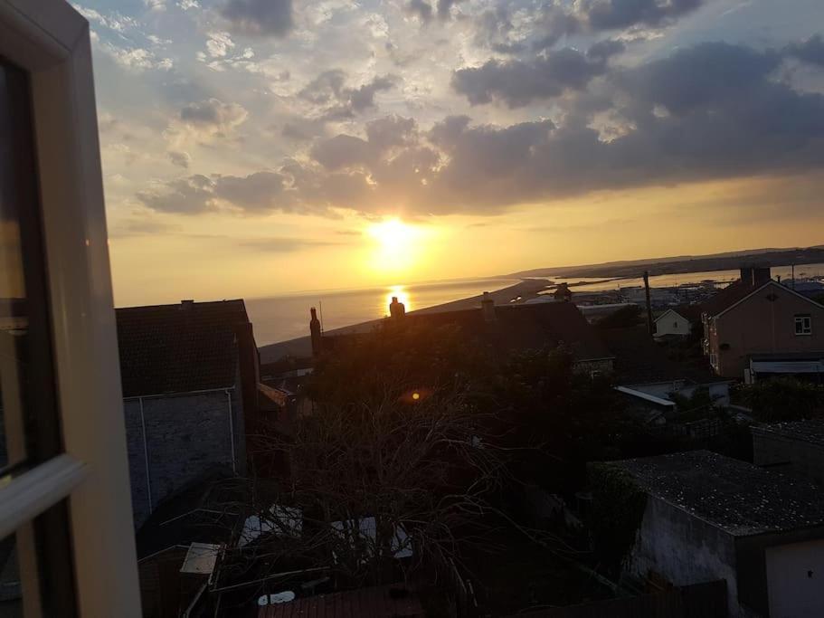 Seaview Cottage With Oodles Of Charm Sleeps 4 Portland Exterior photo
