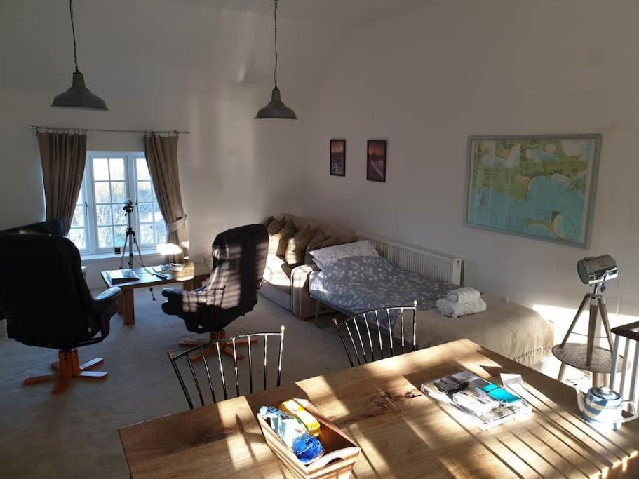 Seaview Cottage With Oodles Of Charm Sleeps 4 Portland Exterior photo